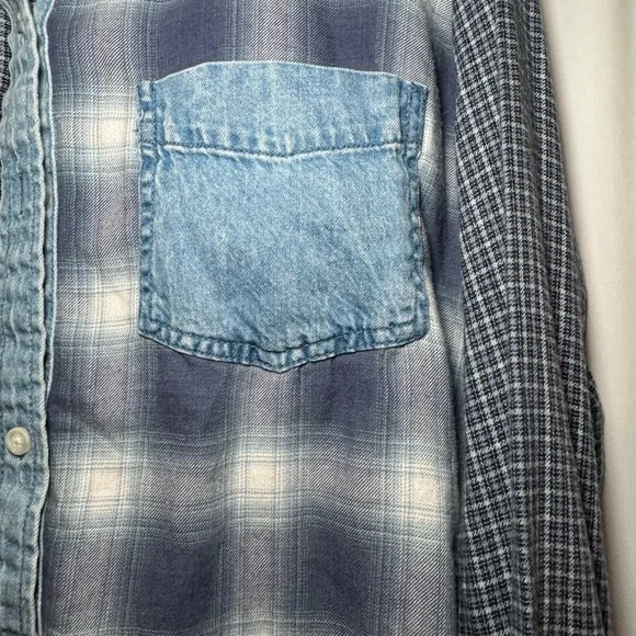 American Eagle Blue Gray Plaid Button Down Shirt Denim Pocket Size L - Picture 4 of 7
